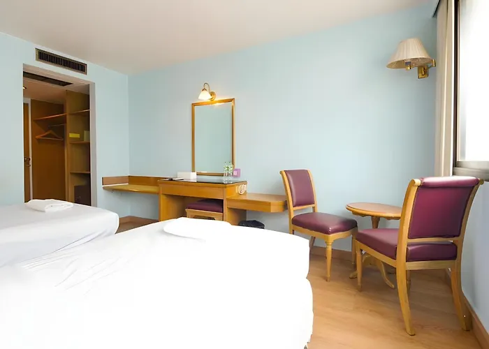 Wish Chidlom - Ratchadamri 2 Apartment *